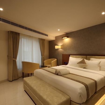 Royal Plaza Suites By Rak Rooms, Mangaluru Eksteriør bilde