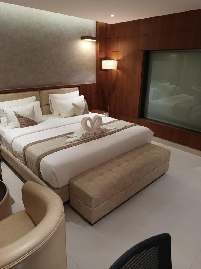 Royal Plaza Suites By Rak Rooms, Mangaluru Eksteriør bilde