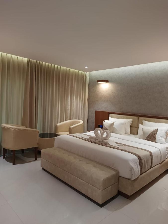 Royal Plaza Suites By Rak Rooms, Mangaluru Eksteriør bilde