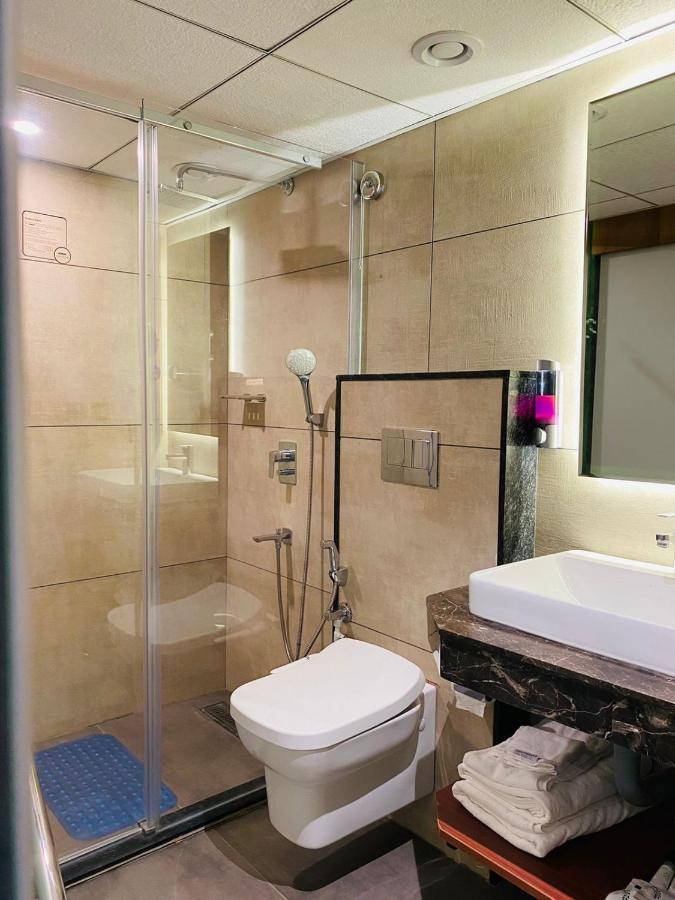Royal Plaza Suites By Rak Rooms, Mangaluru Eksteriør bilde