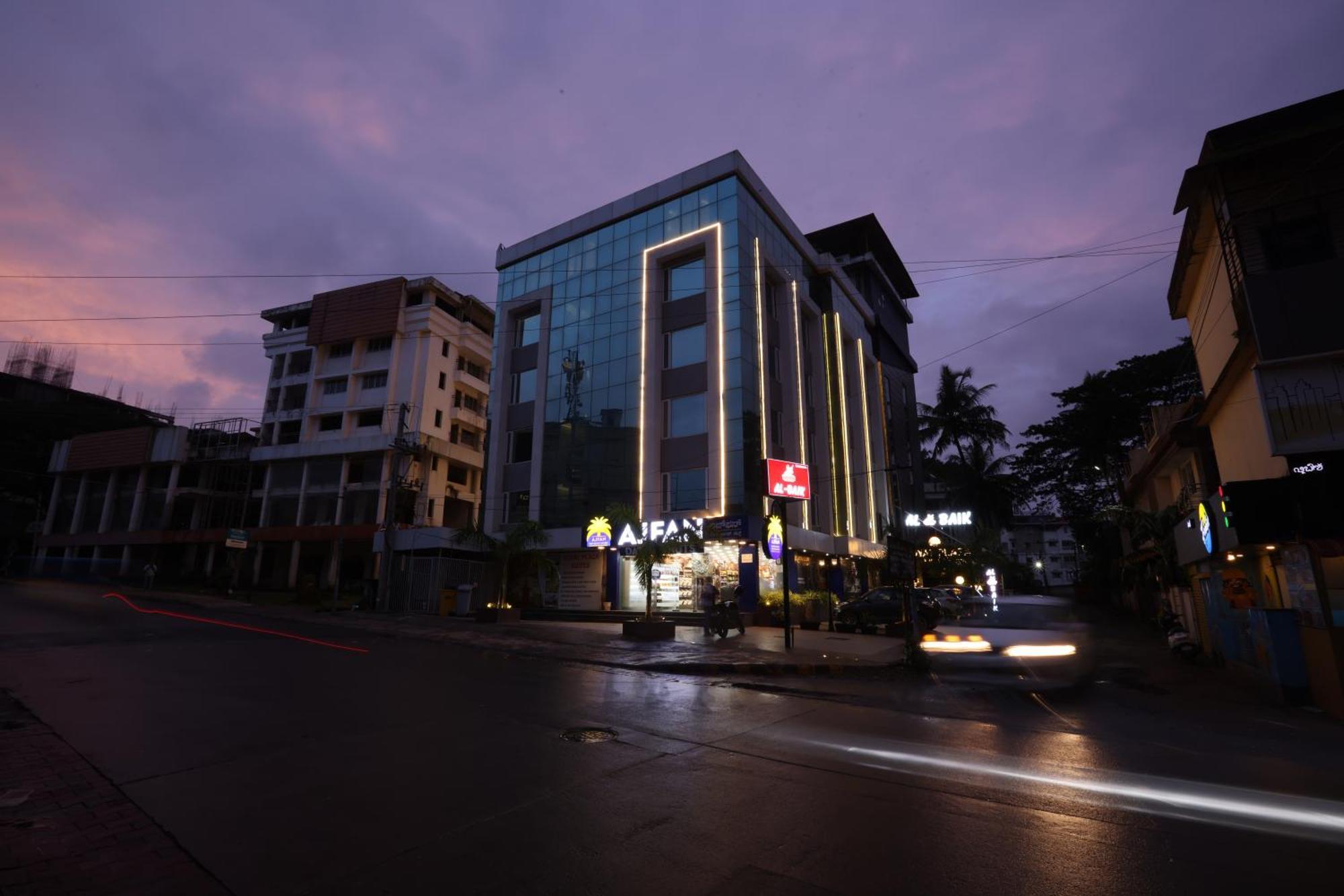 Royal Plaza Suites By Rak Rooms, Mangaluru Eksteriør bilde