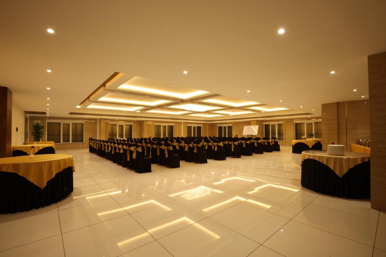 Royal Plaza Suites By Rak Rooms, Mangaluru Eksteriør bilde