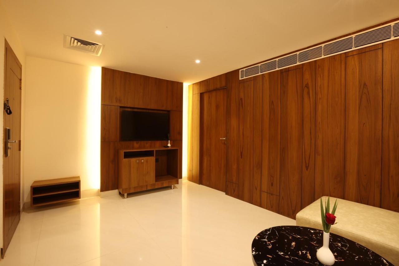 Royal Plaza Suites By Rak Rooms, Mangaluru Eksteriør bilde